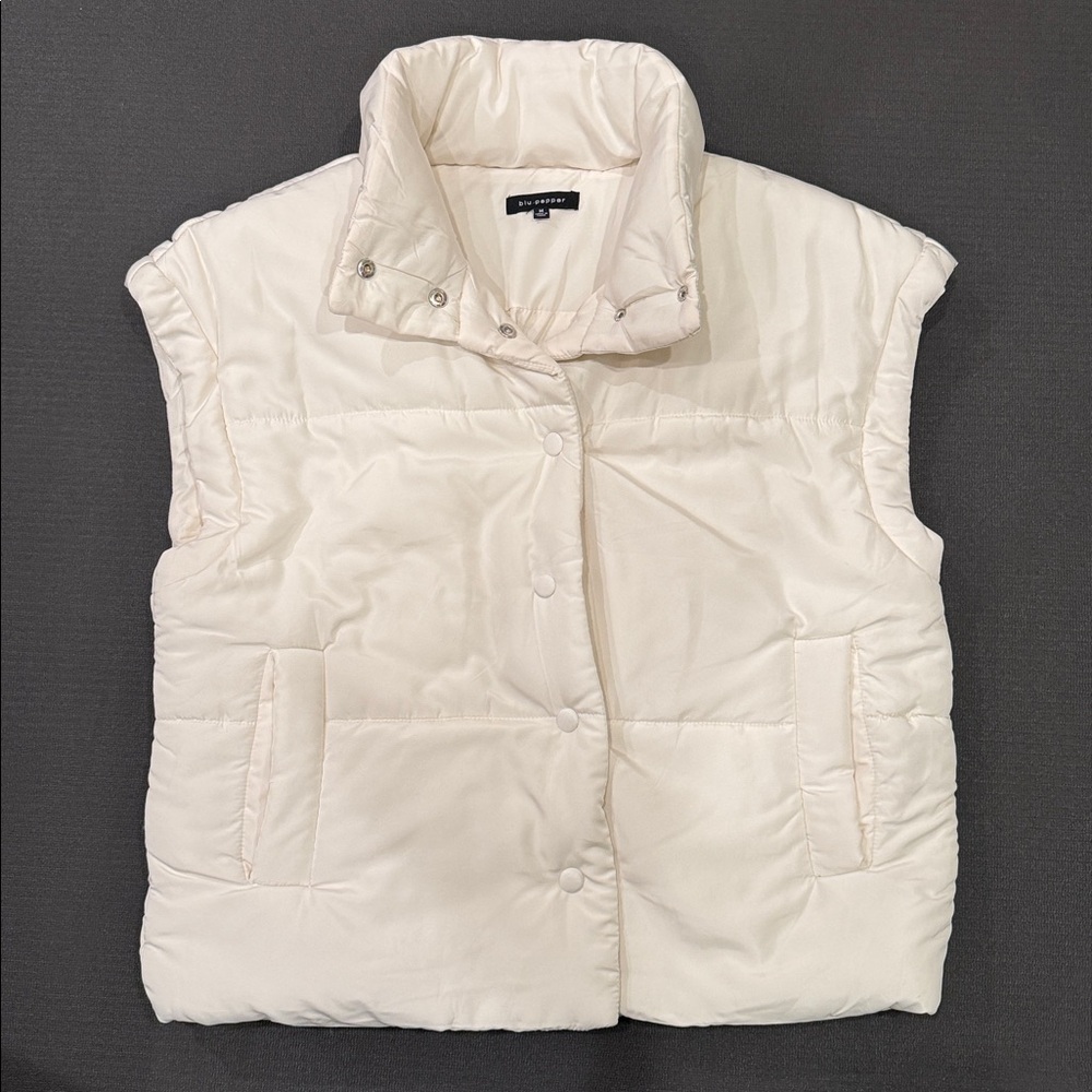 Blu Pepper Cream Puffer Vest -  Quilted / Cap Sleeves